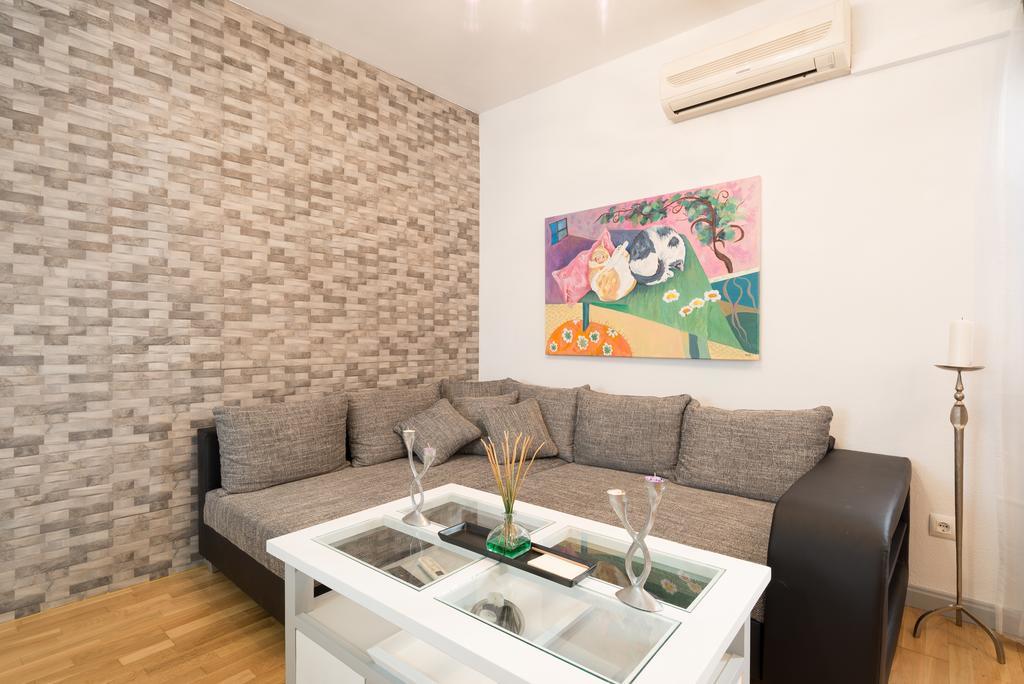 Malagasuite City Center Ollerias Εξωτερικό φωτογραφία